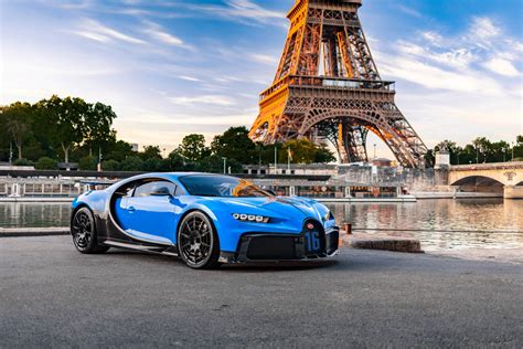 bugatti chiron paris